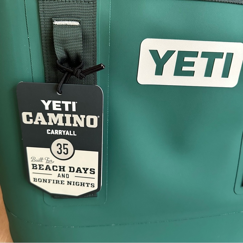 ⭐️NWT YETI CAMINO 35 - Black Forest Green - Picture 2 of 7